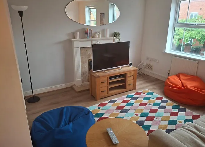 Cosy 4 Bed Townhouse