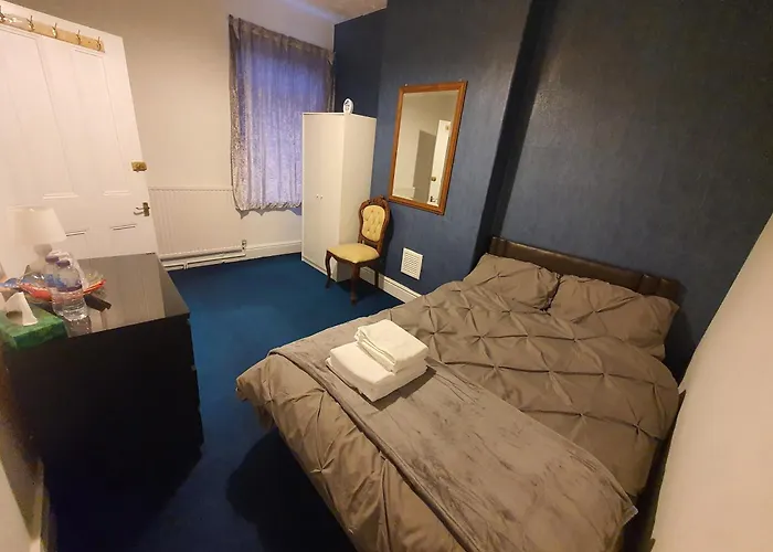 Cosy Double Room In Monton Village - Eccles Manchester