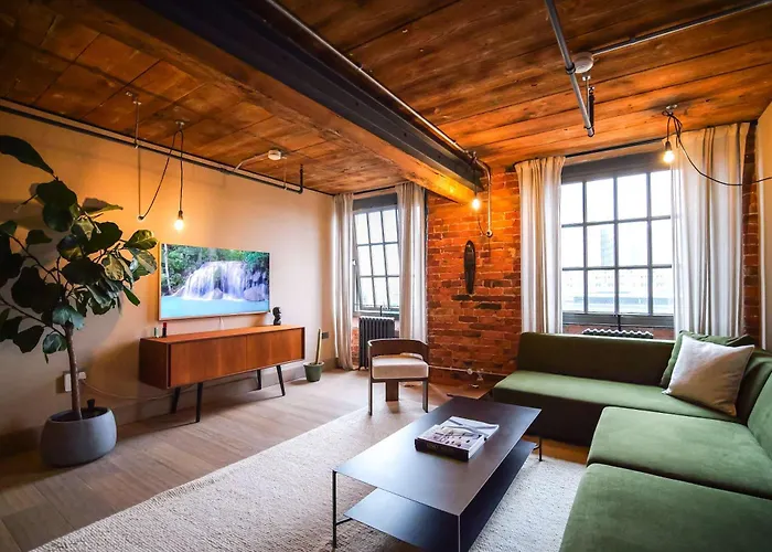 Hangar By The Heim Residences