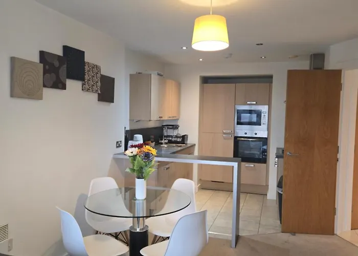 Brilliant 2 Bedroom Apartment