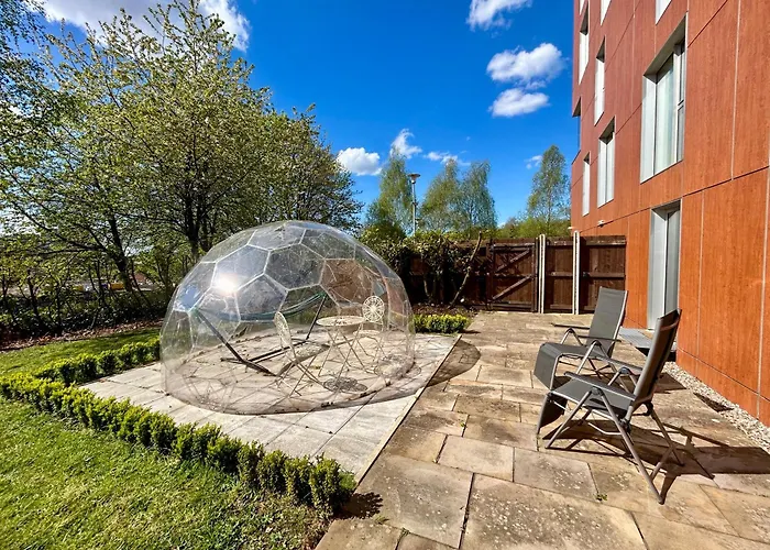 Private Garden Apartment With Geodome