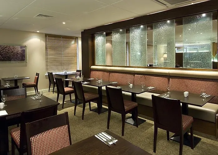 Premier Inn Manchester Airport Runger Lane South