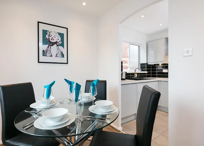 Bluestone Apartments - Riverside