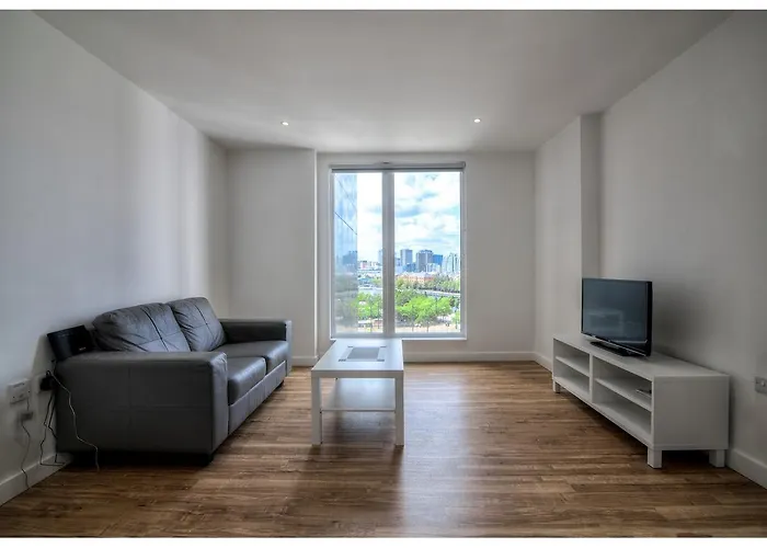 Stunning & Spacious 2Br Apartment In Mediacityuk