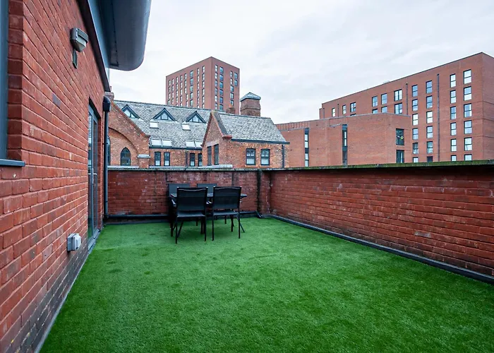 Dreamhouse Apartments Manchester City West