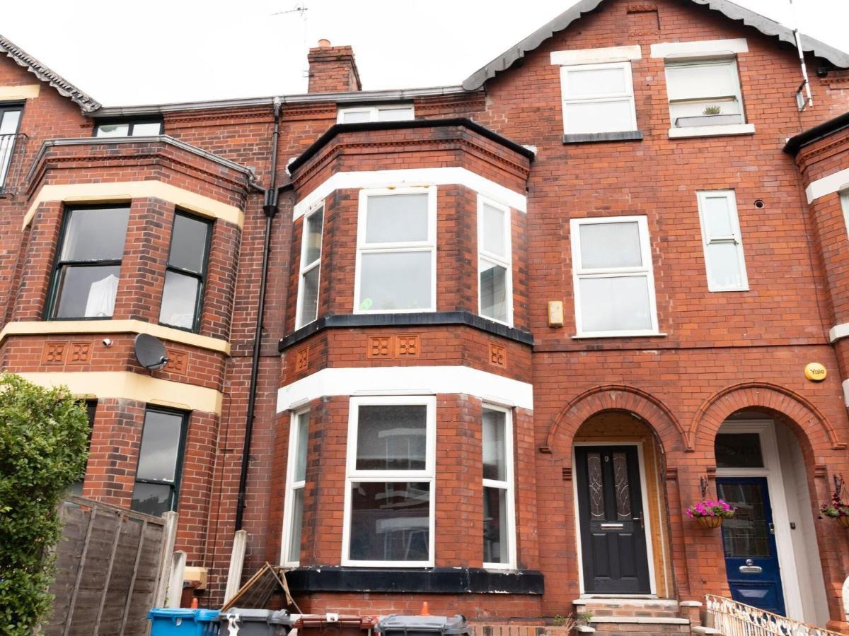 Holiday home Cosy In Near Science Museum Manchester