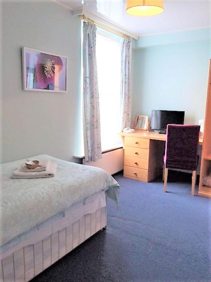 Luther King House 2*