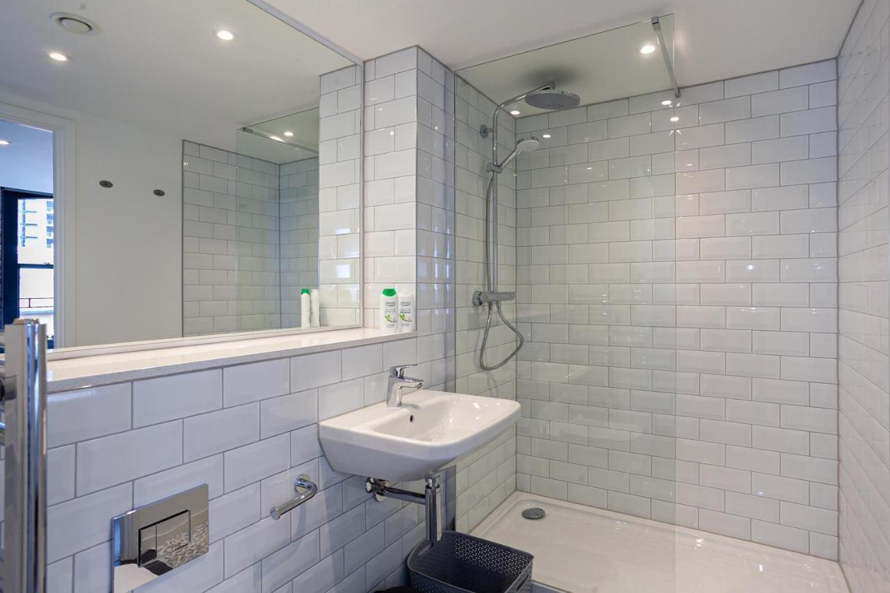 Stylish 1 Bed In Centre Apartment *