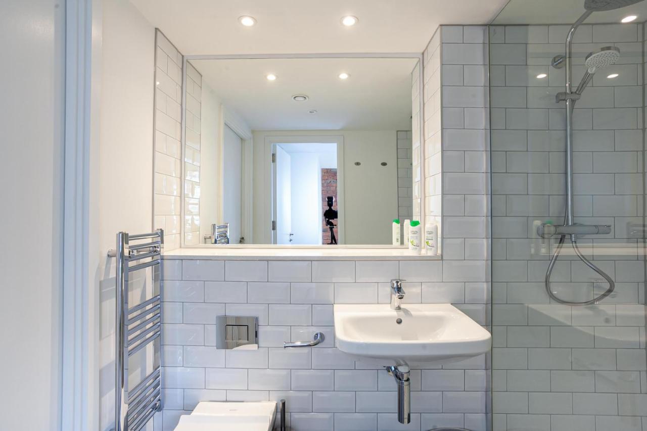 Stylish 1 Bed In Centre *