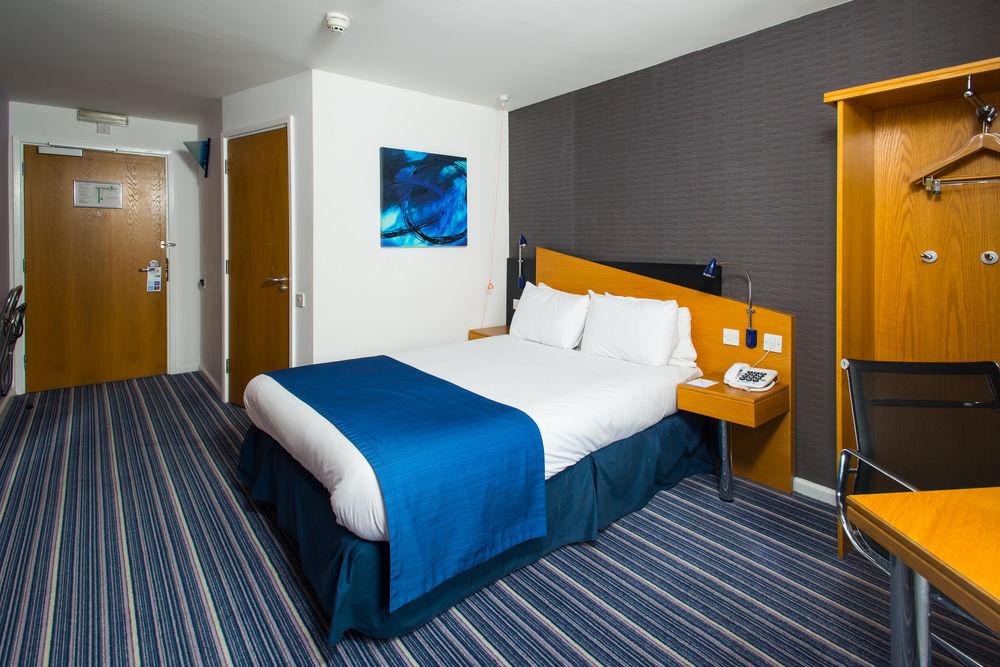 Express East By Ihg 3*