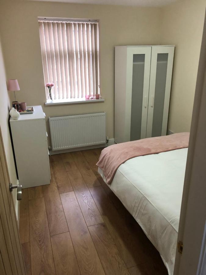 Big Rusholme With Tv And Private Bathroom-parking&wifi