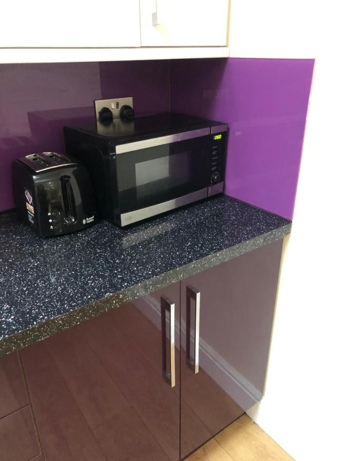 Big Rusholme With Tv And Private Bathroom-parking&wifi * Manchester