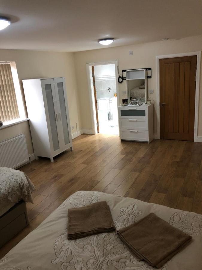 Big Rusholme With Tv And Private Bathroom-parking&wifi Bed & Breakfast