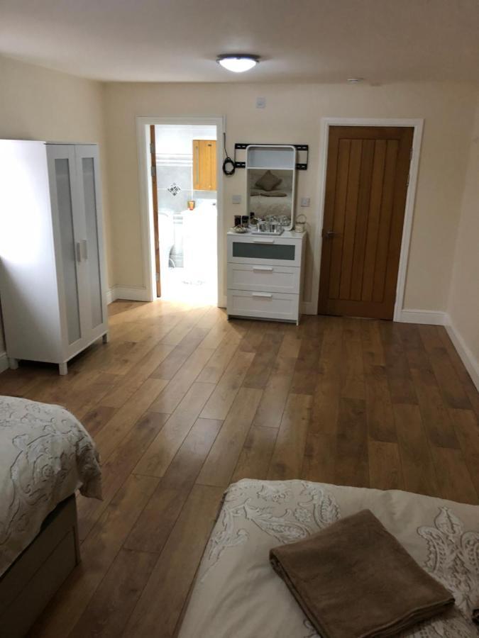 Big Rusholme With Tv And Private Bathroom-parking&wifi *