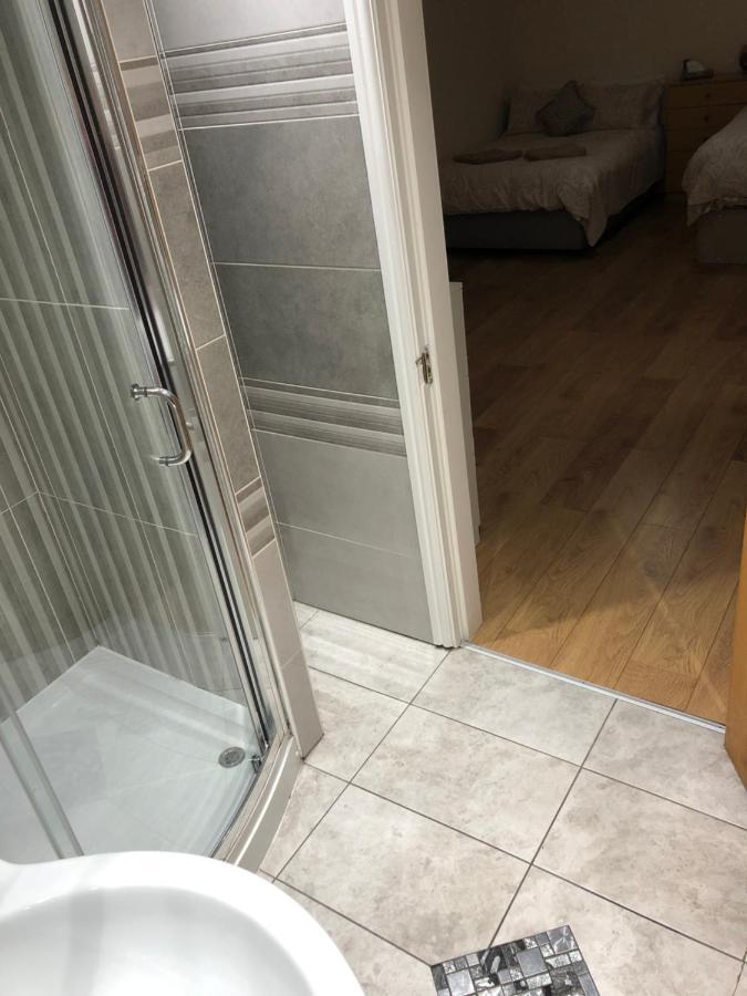 Bed & Breakfast Big Rusholme With Tv And Private Bathroom-parking&wifi