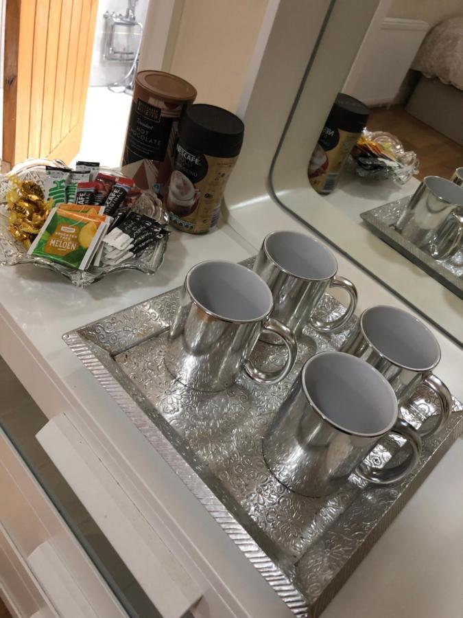 Big Rusholme With Tv And Private Bathroom-parking&wifi Bed & Breakfast Manchester