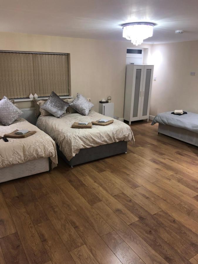Big Rusholme With Tv And Private Bathroom-parking&wifi Bed & Breakfast