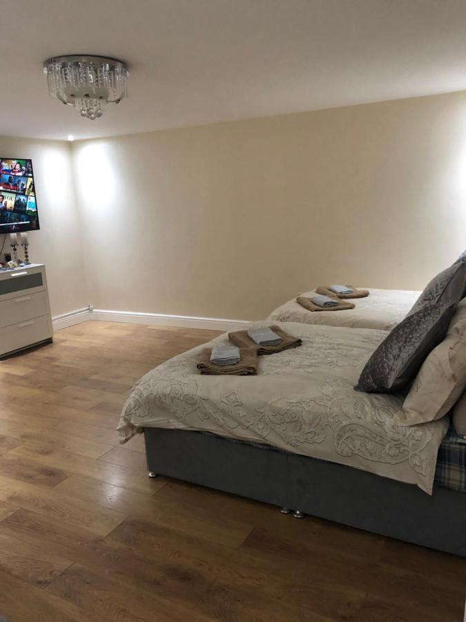 Big Rusholme With Tv And Private Bathroom-parking&wifi