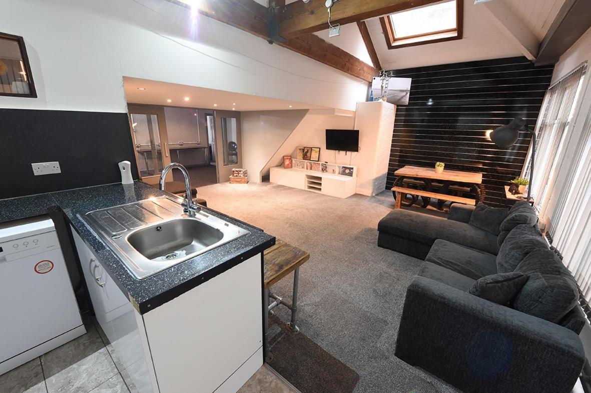 Penthouse Warehouse Slps 18 Appartement *