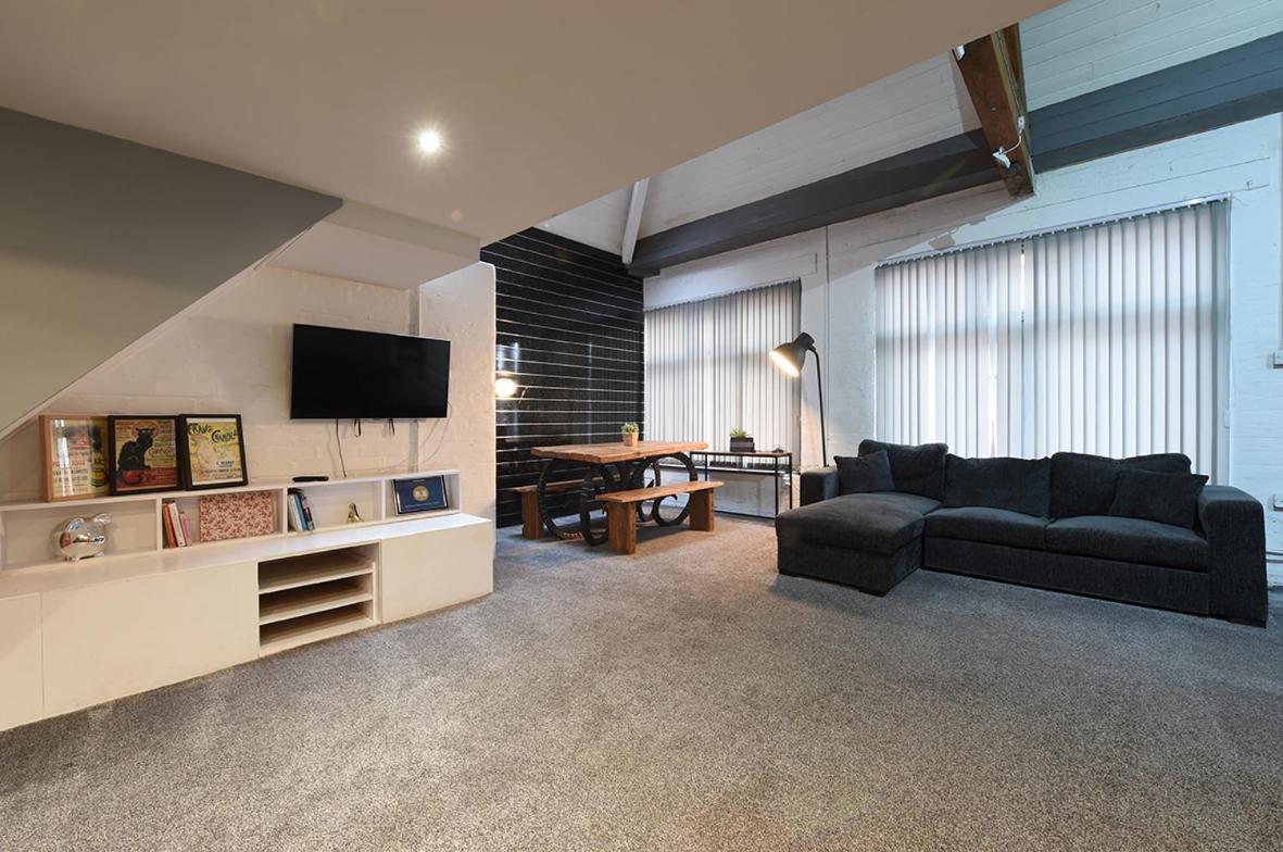 Penthouse Warehouse Slps 18 Manchester