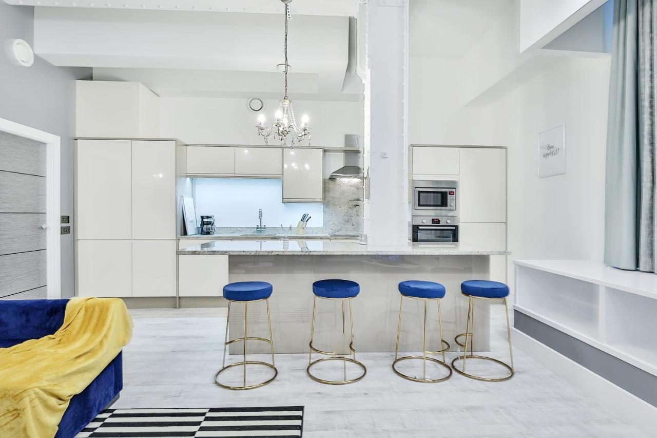 Dreamz - Modern Centre Of Appartement
