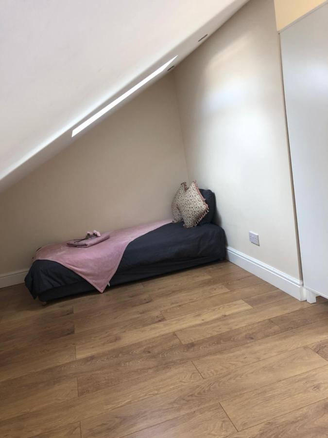 Big Rusholme With Tv And Private Bathroom-parking&wifi *