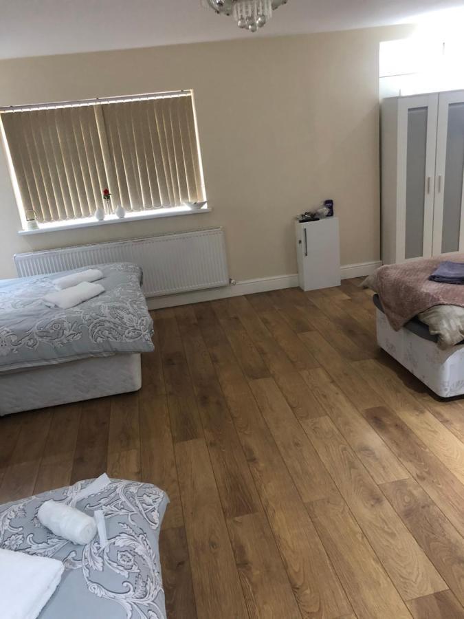 Big Rusholme With Tv And Private Bathroom-parking&wifi
