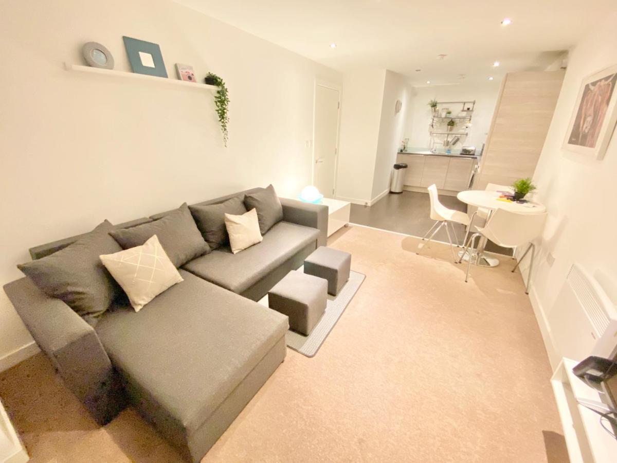 Modern Centre 2-bedroom *