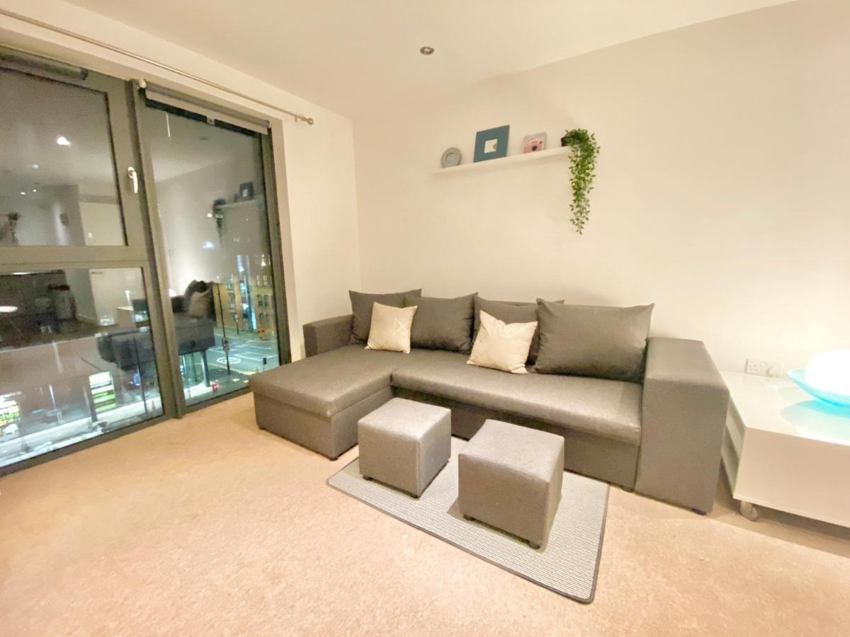 Modern Centre 2-bedroom