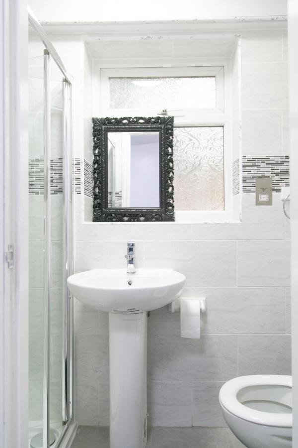 Cheetham Hills Apartment