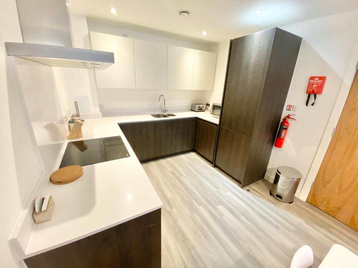 Halo - Centre Apartment