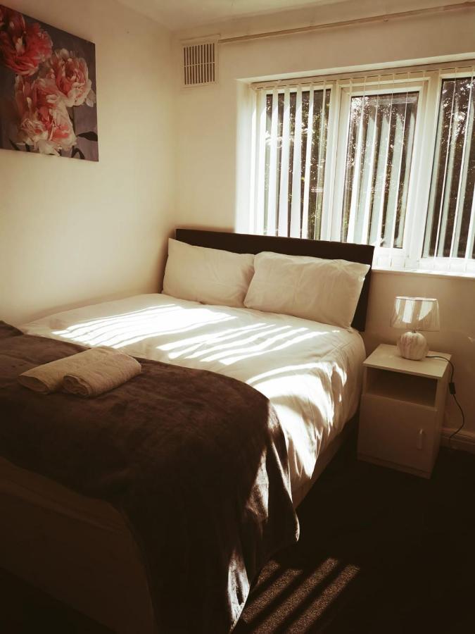 Apartment Reddish Comfort House *