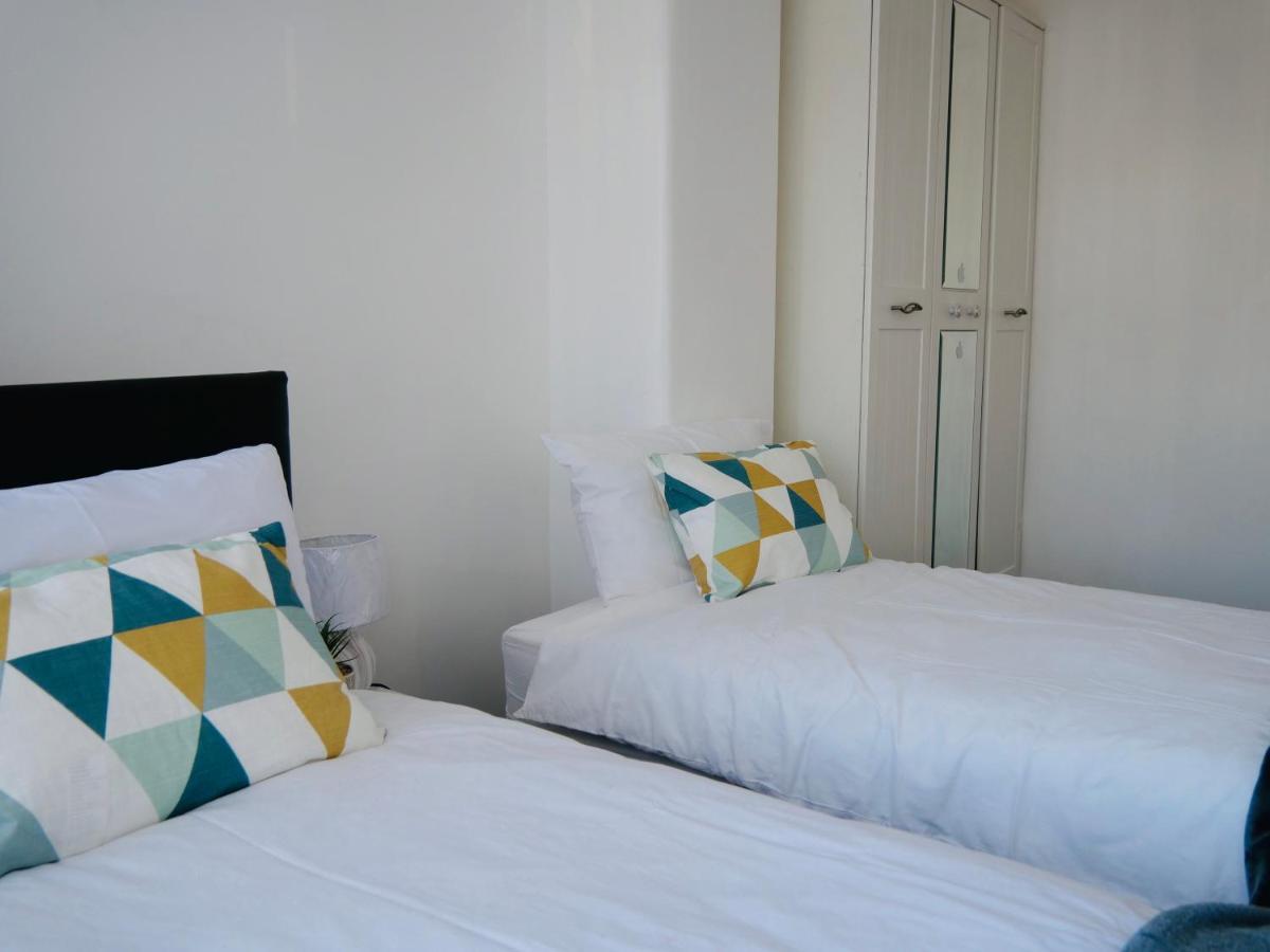 Reddish Comfort House Manchester