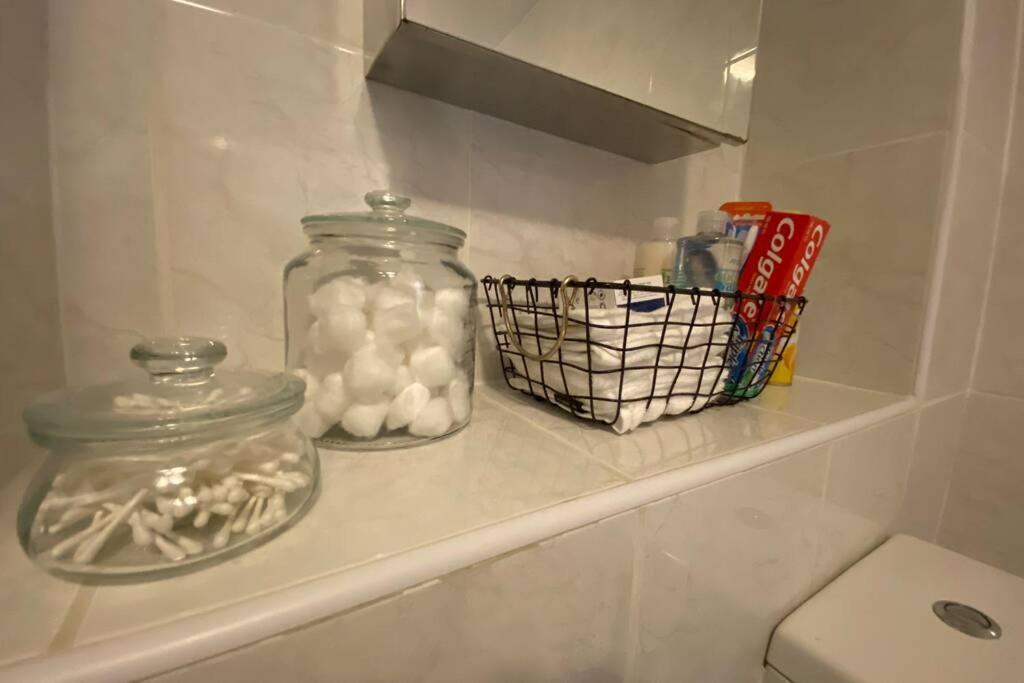 Apartment Beautiful Spacious Flat Near The City-free Parking