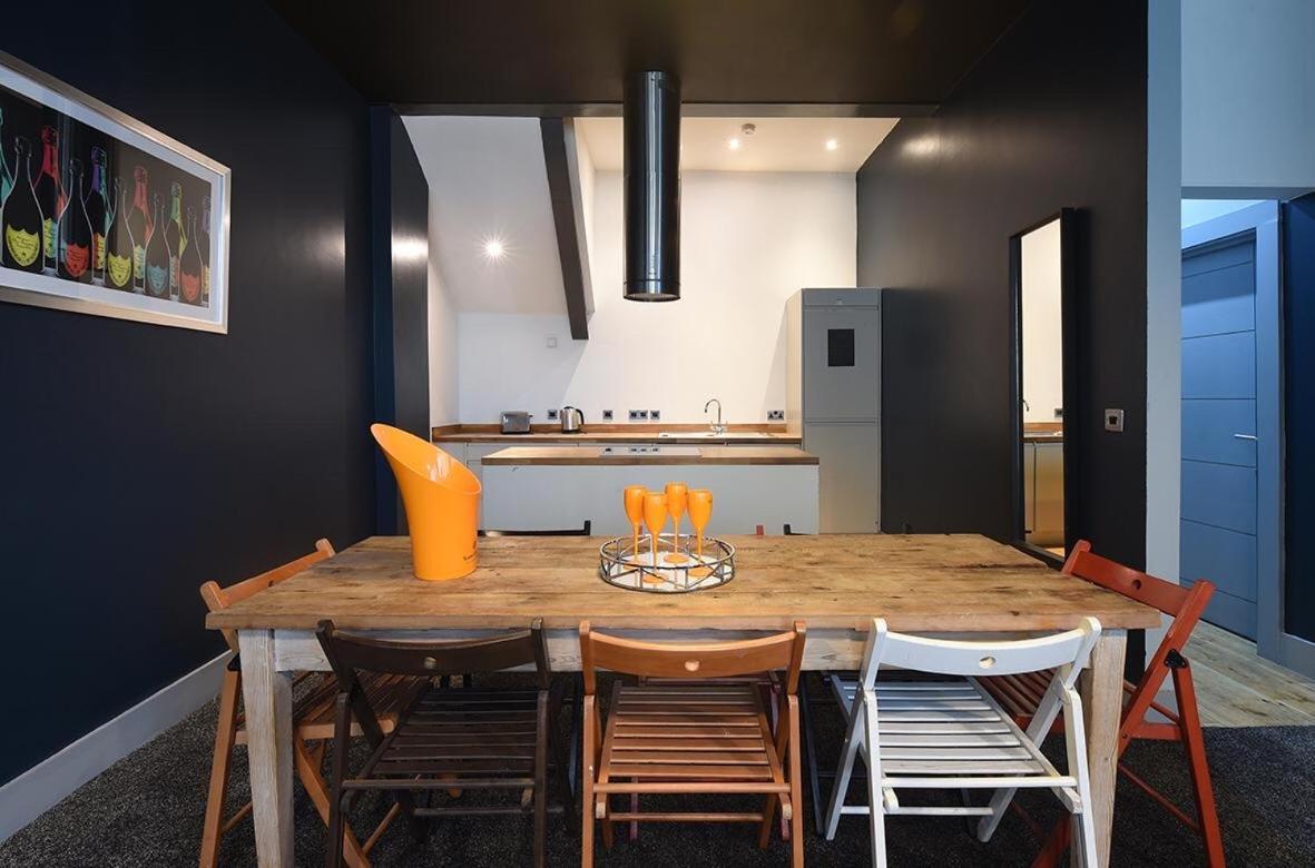 Appartement Slps 14 Hot Tub, Bar&outdoor Terrace Manchester