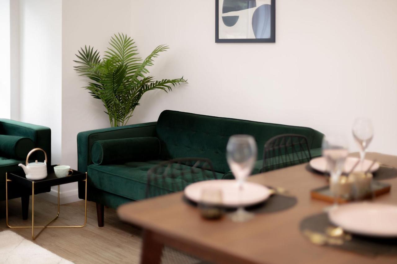 Moseley Gardens Fallowfield Holiday home Manchester