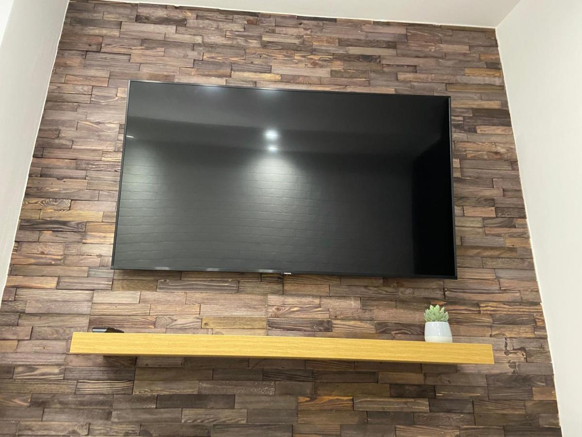 The Works - Private One Bedroom Apartment Manchester