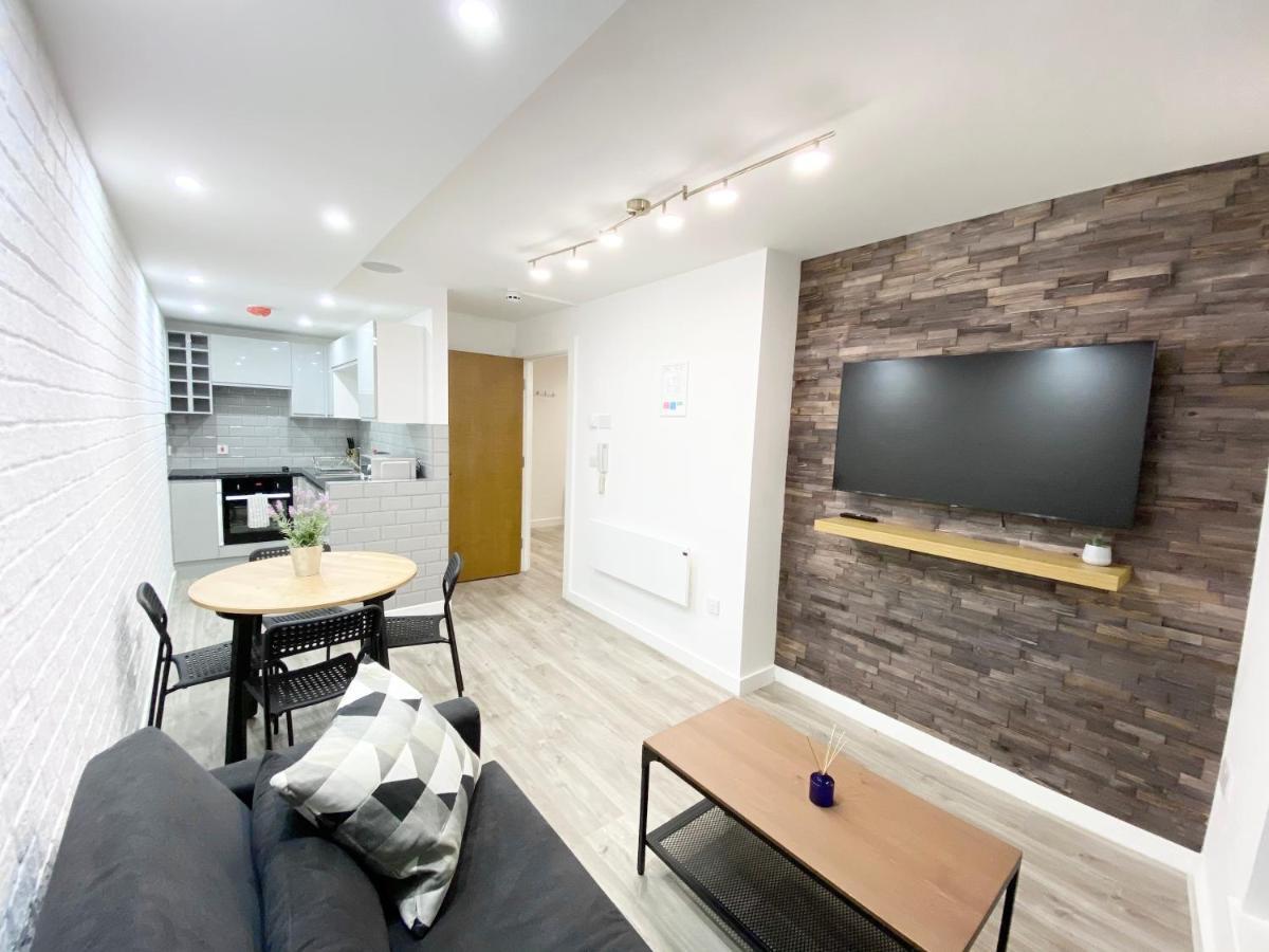 Apartment The Works - Private One Bedroom
