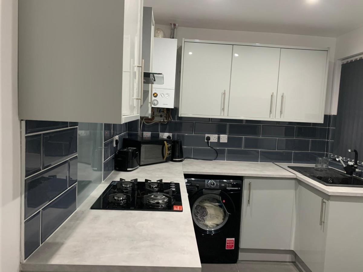 Rusholme Modern Guest house *