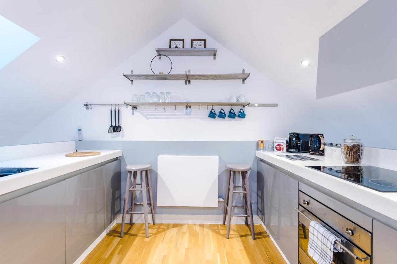 Holiday home Rest & Recharge At Ash House Near Mediacityuk Manchester