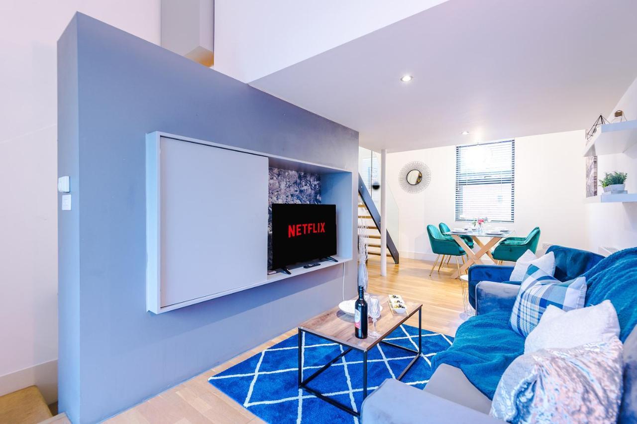 Rest & Recharge At Ash House Near Mediacityuk Holiday home *