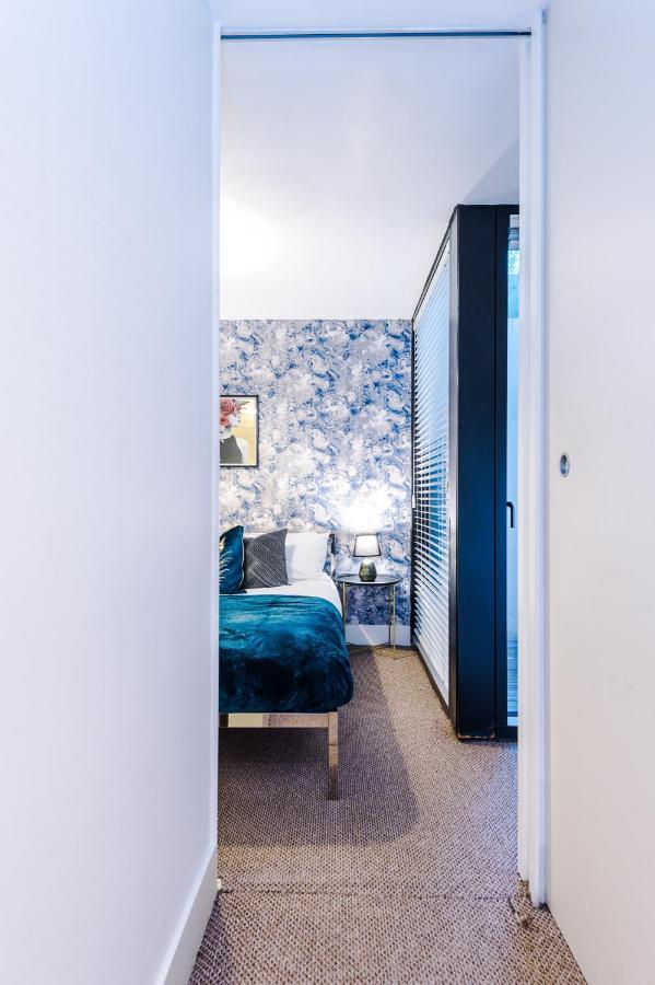 Holiday home Rest & Recharge At Ash House Near Mediacityuk Manchester
