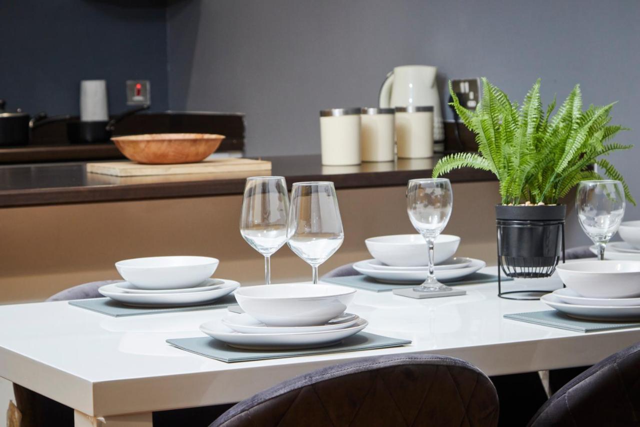 Stylish Gem - Sleeps 10! Appartement