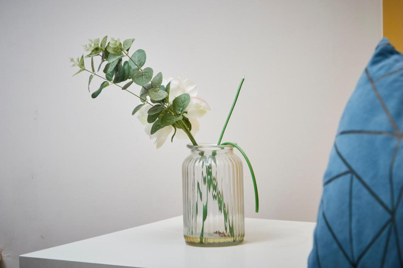 Stylish Gem - Sleeps 10! Appartement