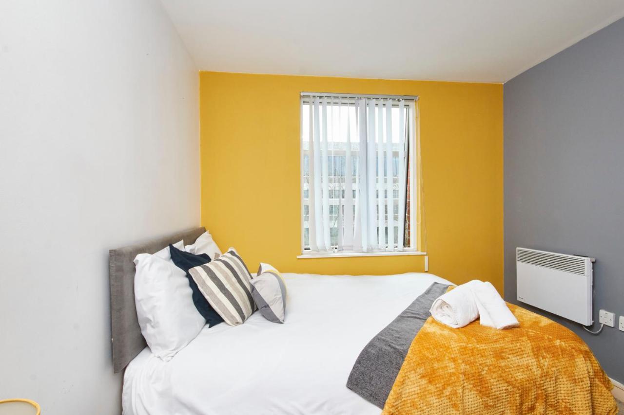 Stylish Gem - Sleeps 10!