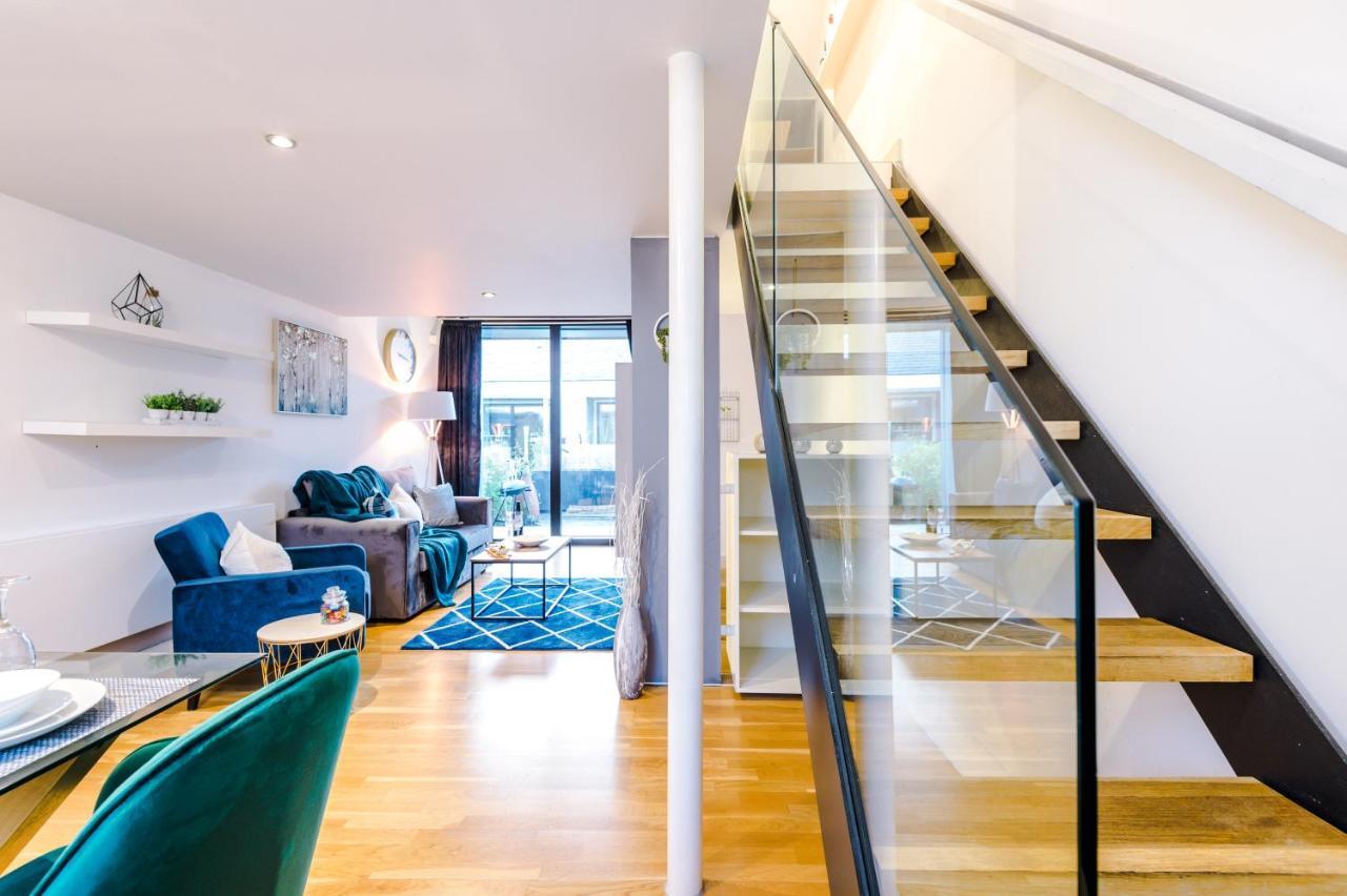 Rest & Recharge At Ash House Near Mediacityuk * Manchester