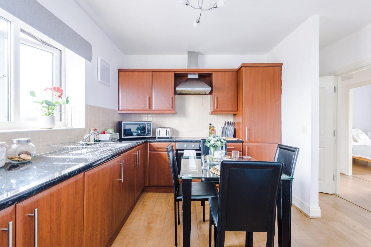 2 Bedroom Hosted By Mcr Dens * Manchester