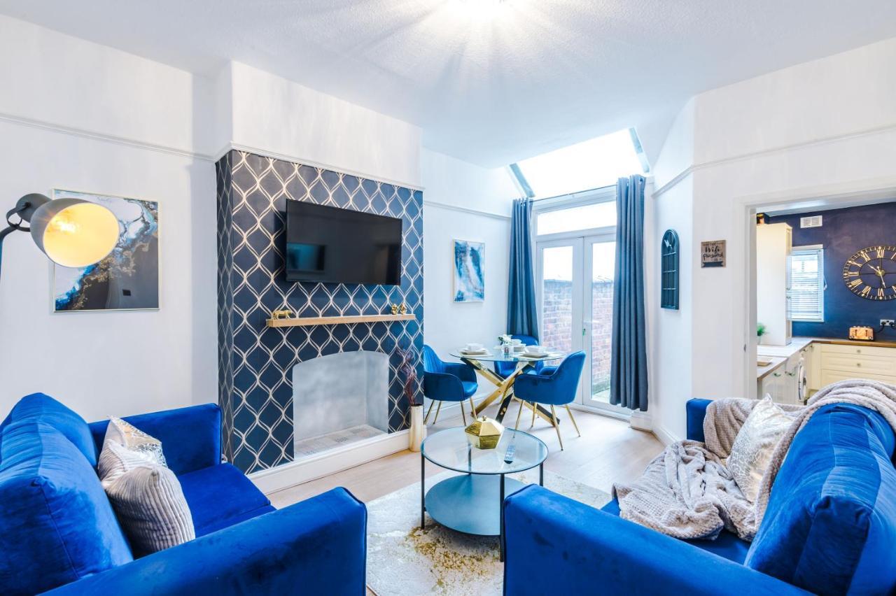 R&r Nr Mediacity 4 Bedrms, 6 Beds, Free Parking Holiday home *