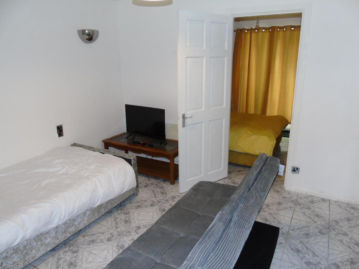 Abercarn 2 Bed *