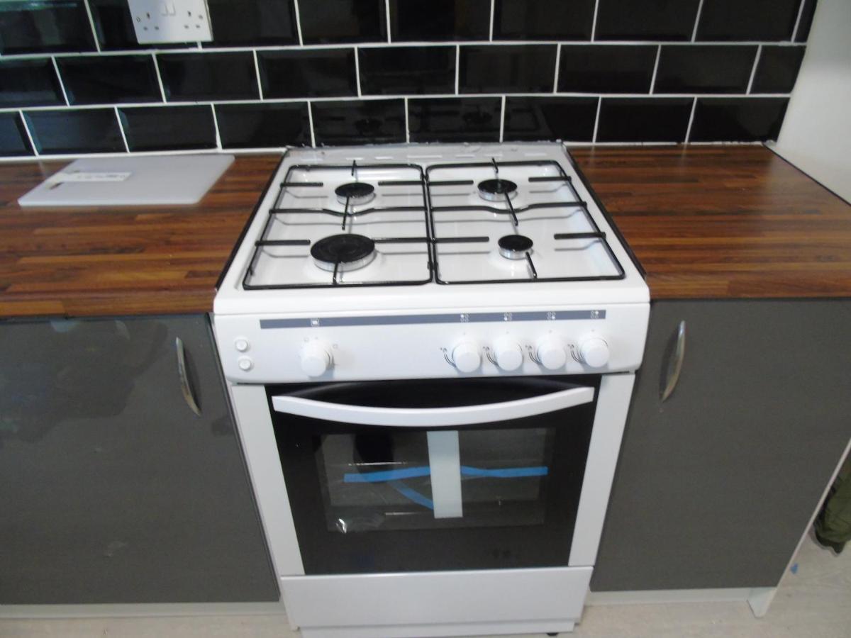 Abercarn 2 Bed Appartement Manchester